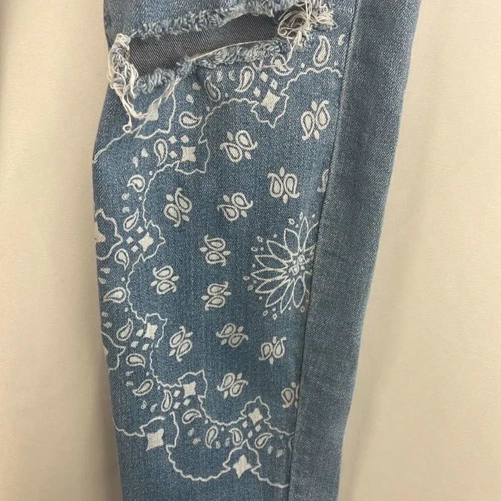 Distressed Print Jeans  - Picture 6 of 10